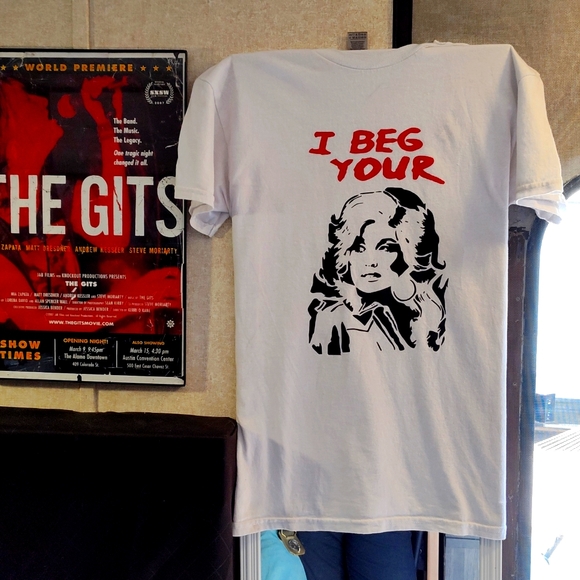 I Beg Your Parton T-Shirt WHITE S-XL Dolly Parton Fan Art Original Design LGBTQ - Picture 3 of 5